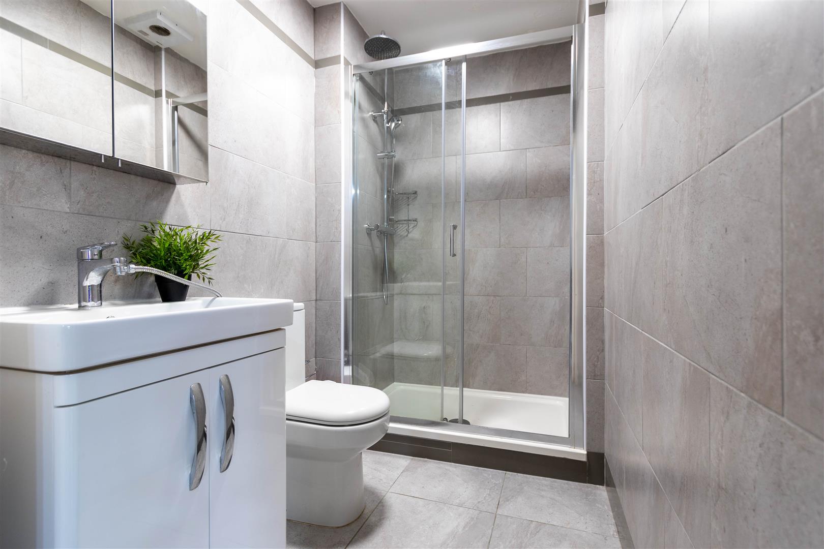 1 bed property in Regent Court, St John's Wood